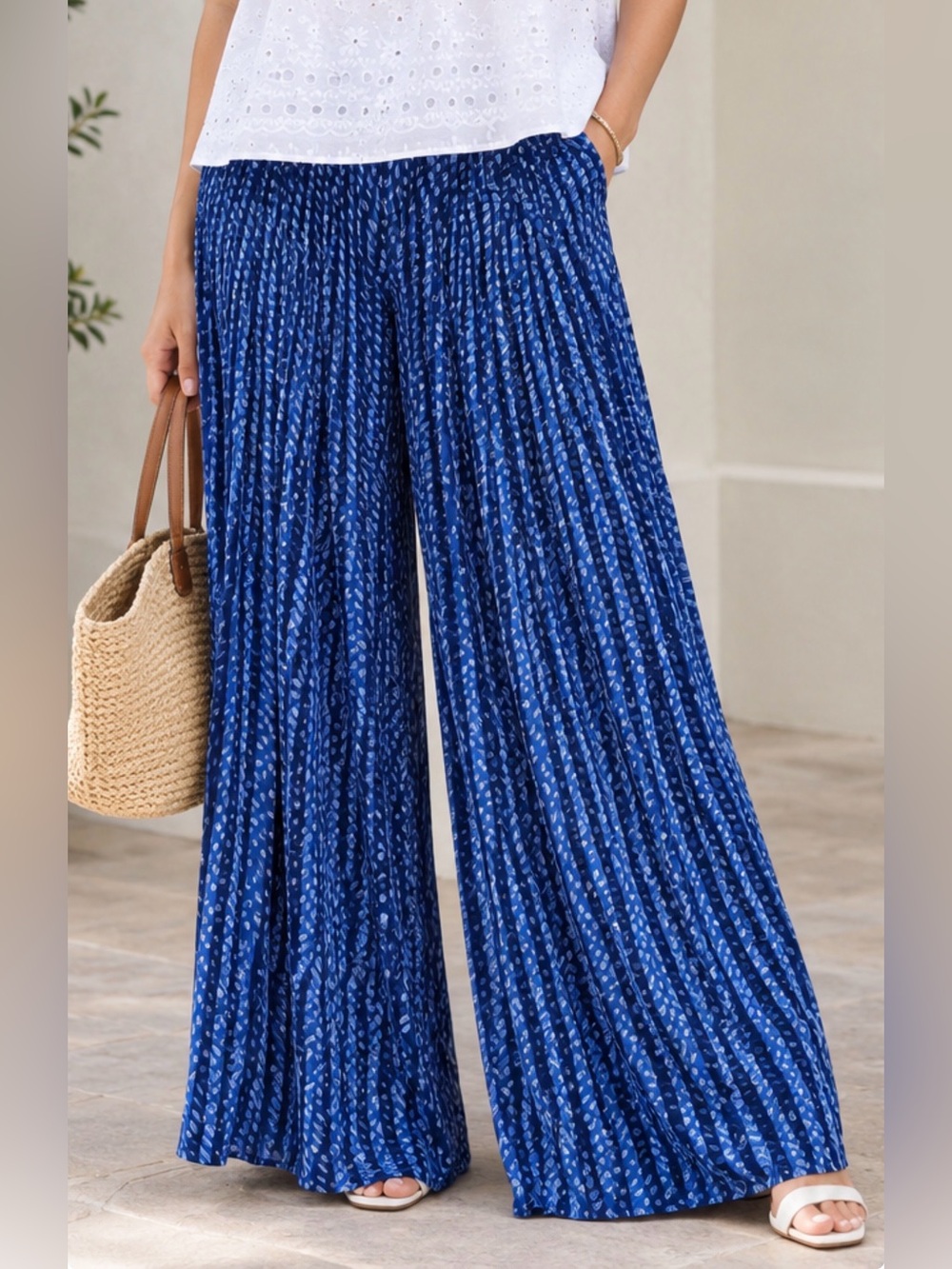 Club Monaco Navy and White Pleated Maxi Skirt